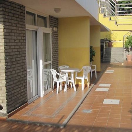 Apartamentos Sirena San Agustín Екстериор снимка